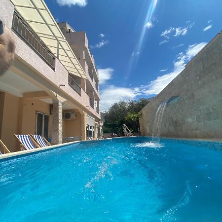 Apartments Andric Petrovac na moru Exterior foto